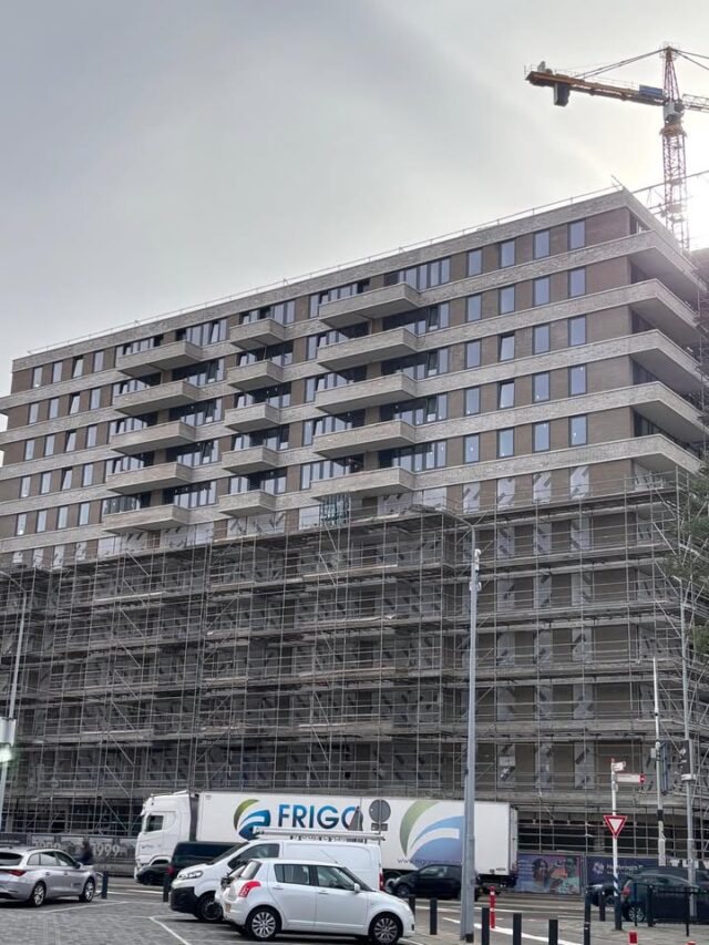 Na ruim een jaar hard werken zit het project TAC Eindhoven er bijna op! 👷‍♂️🏗️

Samen met Huybregts Relou hebben wij gewerkt aan een mooi eindresultaat waar we trots op zijn. 💪

Dank aan onze uitvoerders voor hun inzet en betrokkenheid tijdens dit project:
🔹 Henk Penninx
🔹 Ilse Schenkels

Bedankt allemaal voor de fijne samenwerking! 🙌

#TACEindhoven #HuybregtsRelou #Bouw #Vakmanschap #Trots #Samenwerking #Oplevering #Projectbouw #Teamwork